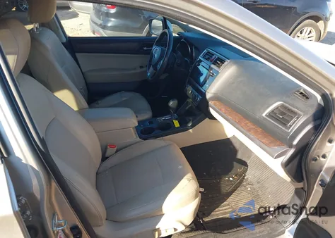 2017 Subaru Outback 2.5I Limited z USA, uszkodzony, nr VIN 4S4BSANC1H3420142